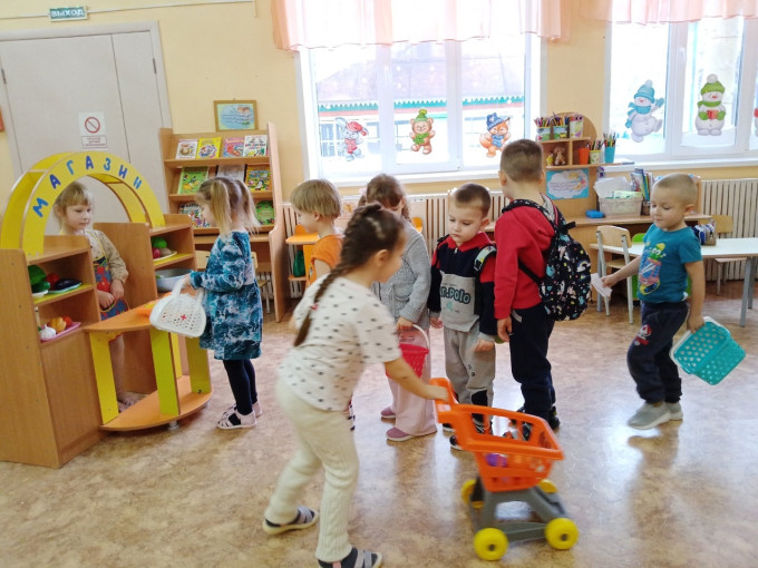 Учимся играя Учимся играя.